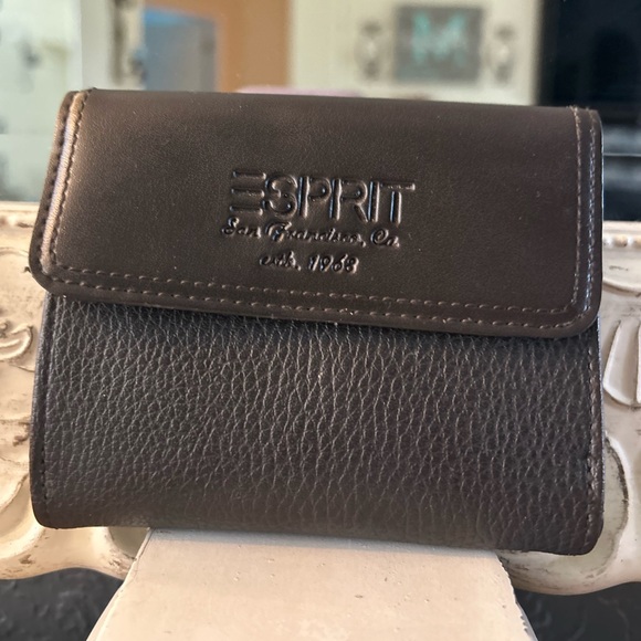 ESPRIT Chocolate Brown Pebbled Leather Trifold Compact Wallet - Picture 4 of 13